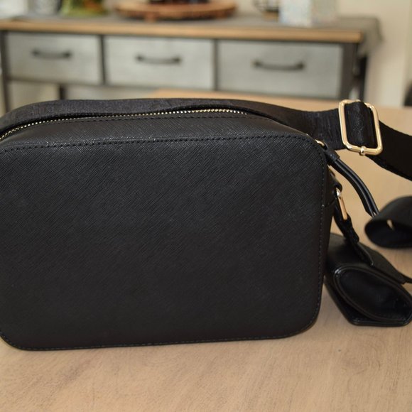 DKNY TUTU DOUBLE ZIP CAMERA CROSSBODY BAG W/ LOGO STRAP - Picture 4 of 9